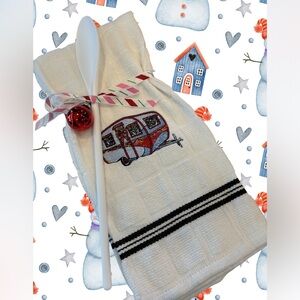 Vintage Christmas 🎄 Camper Towel & Spoon Gift Set includes bow & Christmas bulb